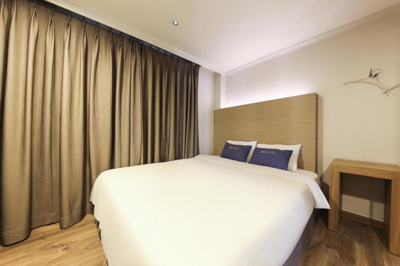 Central Hotel ČČchangwon Exteriér fotografie